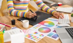 Pracovník grafického studia: Canva pro marketing a firemní praxi